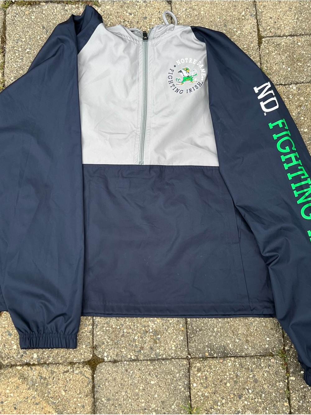 Notre Dame lightweight ,  Pullover Windbreaker by champion, Men’s medium